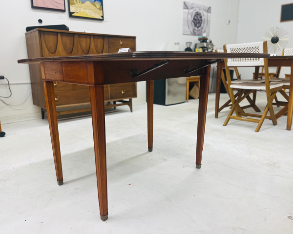 Brandt Mahogany Dining Table - Image 3