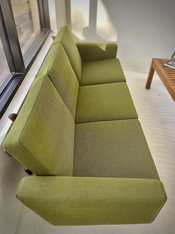 Original Hans Wegner Vintage Green Getama Couch with Teak Frame - Image 3