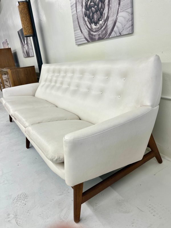 Arne Vodder MCM Danish Couch in White Leather - Image 2