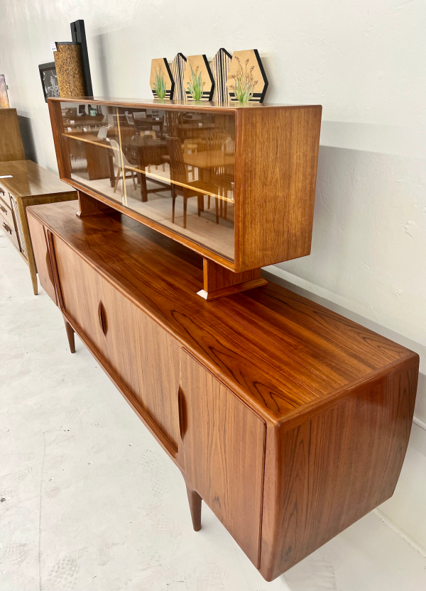 1960s Danish Credenza + Hutch From Designer Johannes Andersen in Immaculate Condition - Image 4