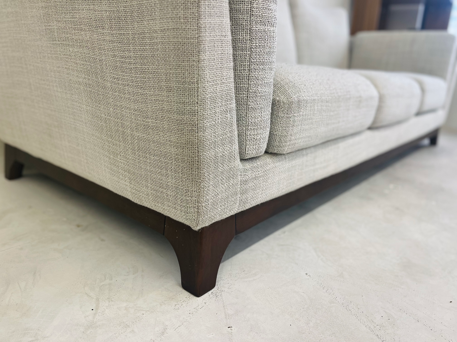 Article Ceni MCM Light Gray/White Sofa - Image 3