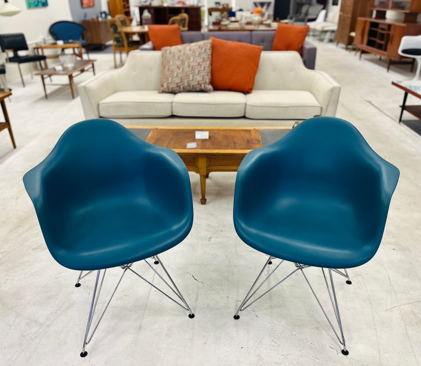 Eames Inspired Blue Dining Chairs With Metal Frame/Legs