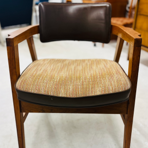 Gunlocke Chairs Set of Four Refinished With New Leather