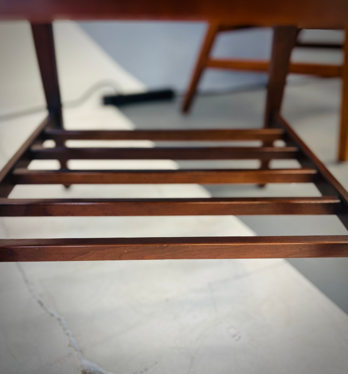Refinished Willett Cherry Wood End or Side Table - Image 5