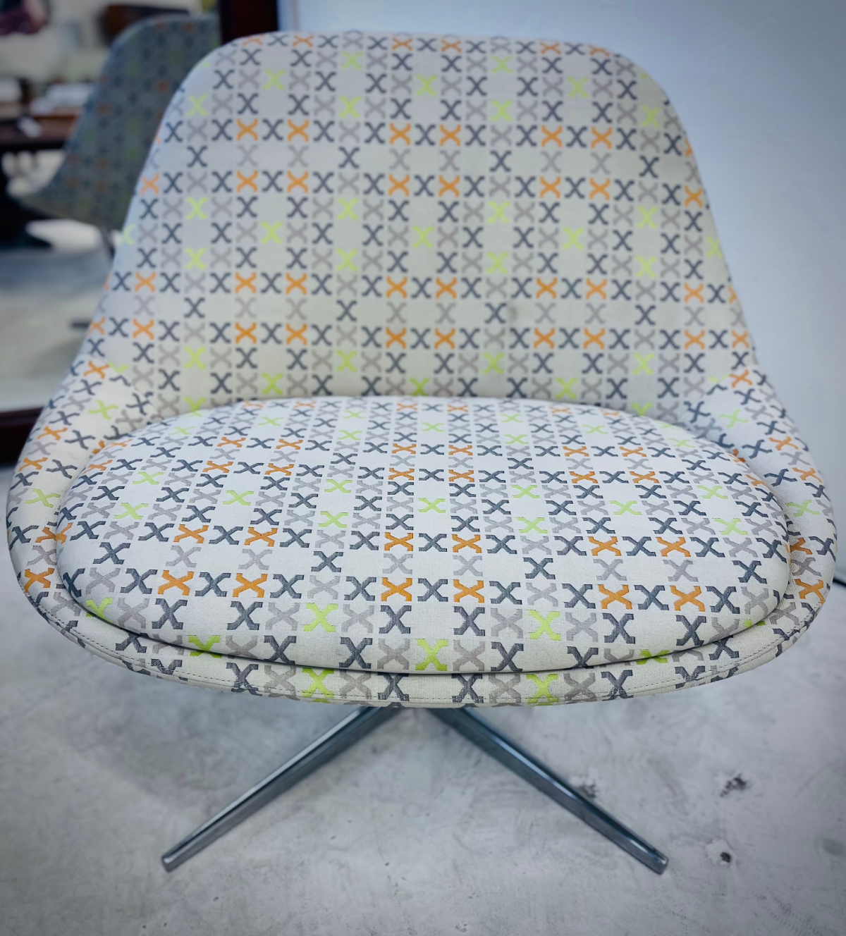 Bernhardt Chiara Swivel Lounge Chairs - PAIR - Image 2