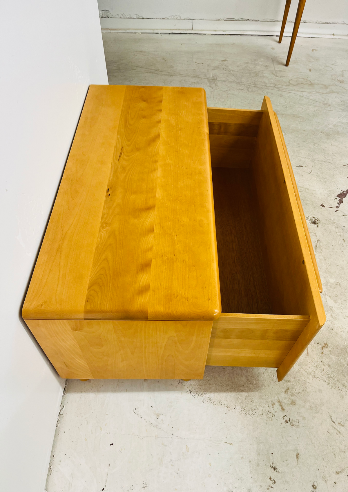 Heywood Wakefield Amber M 539 J Blanket Chest - Image 3