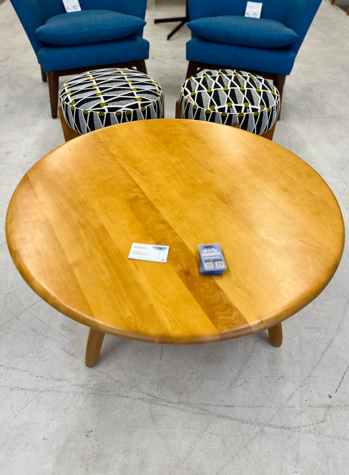 Heywood Wakefield Amber M 306 G Round Revolving Cocktail / Coffee Table