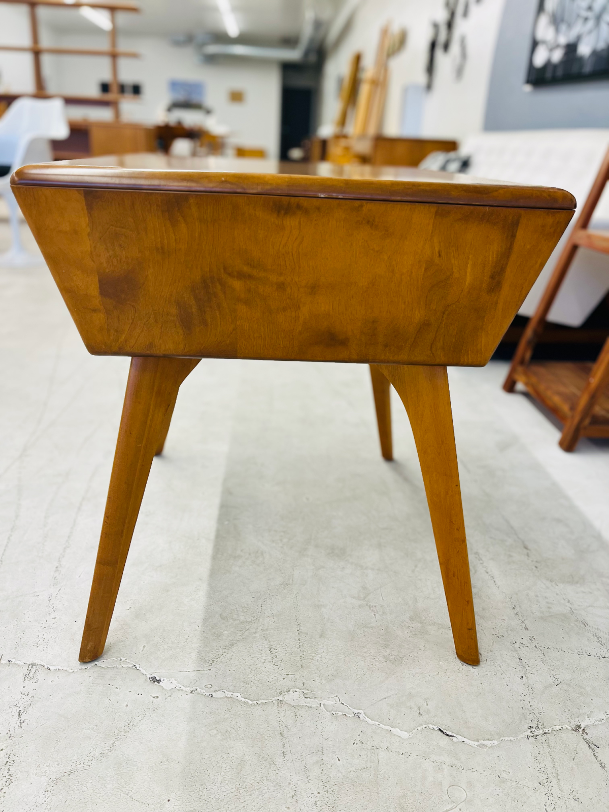 Heywood Wakefield Amber M364 Lamp End TV Table - Image 4