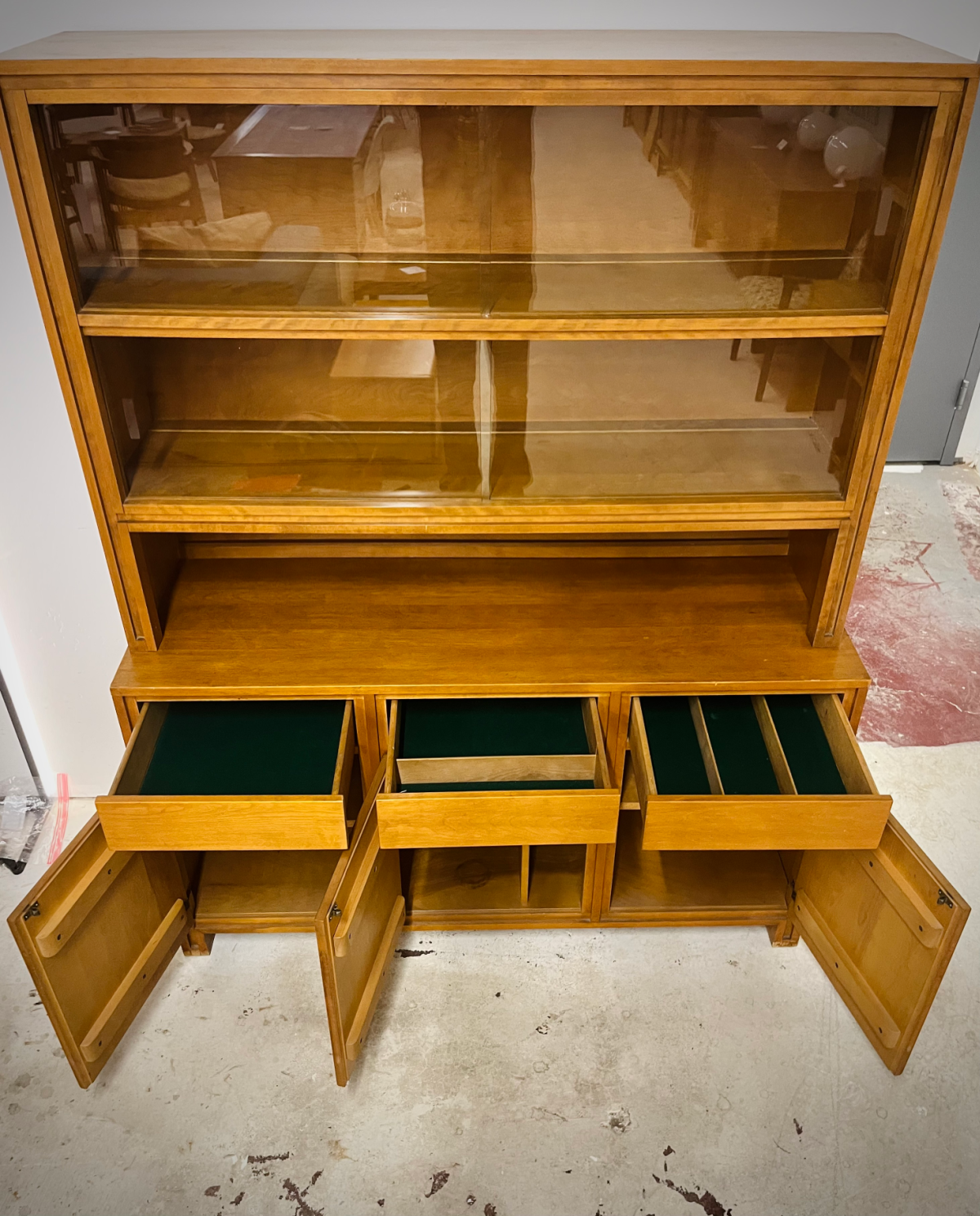 1950s Conant Ball "Modernmates" Birch Credenza + Hutch - Image 2