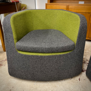 Senator Group Wool Swivel Lounge/Tub Chairs -- Model HNG102