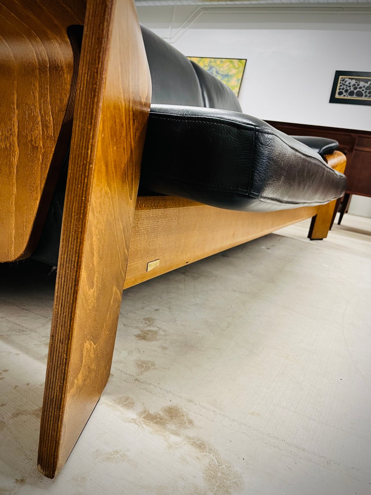 Authentic Black Leather Norwegian Ekornes Pegasus Couch With Walnut Frame/Legs - Image 5